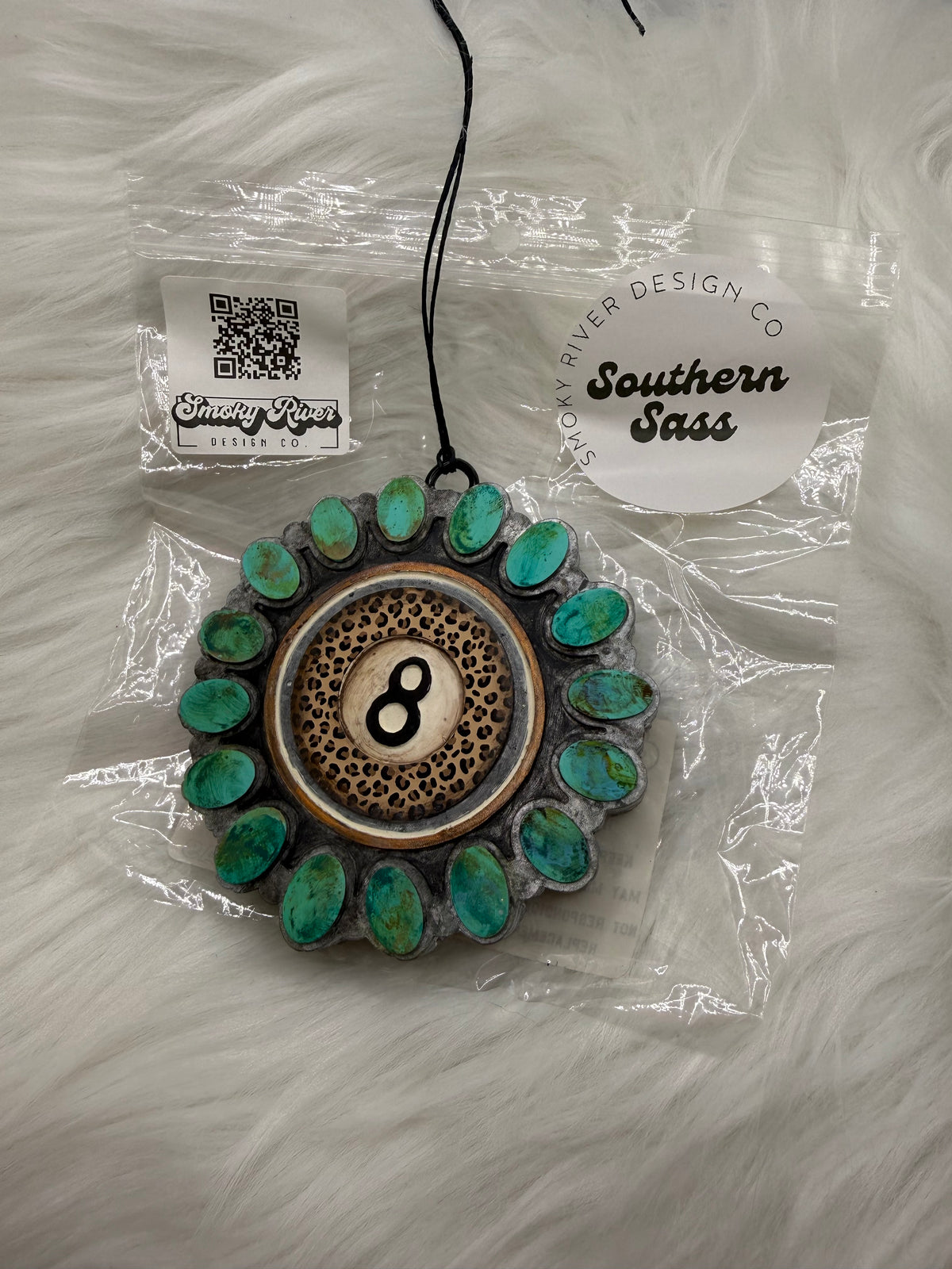 Leopard 8 Ball W/Turquoise Stones Freshie