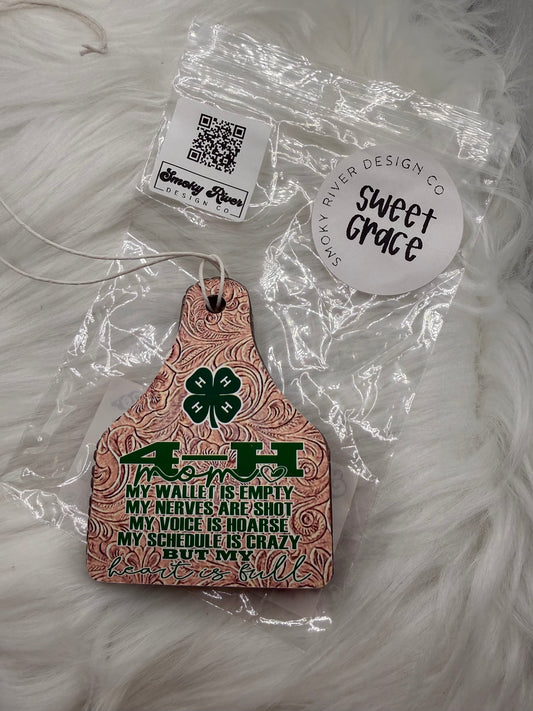 4-H Mom Ear Tag Freshie