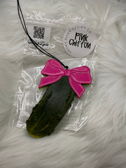 Pickle With Bow Freshie