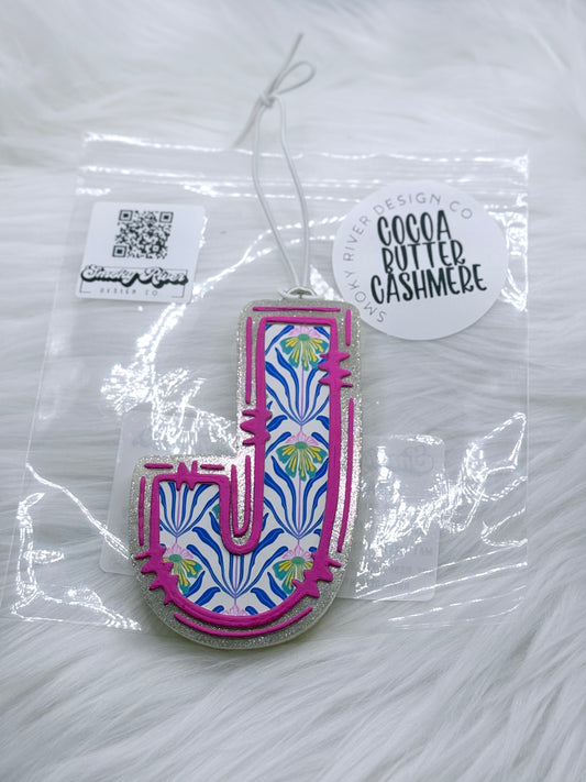 Trendy Initial Freshie