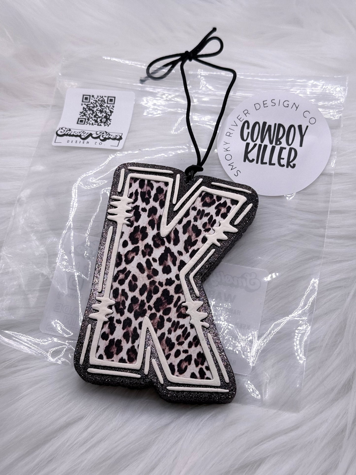 Leopard Initial Freshie