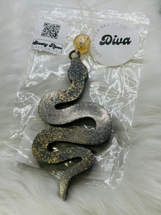 Gold Flake Snake Freshie